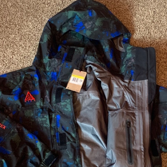 NWT! Nike ACG GORE-TEX Jacket - Picture 6 of 8